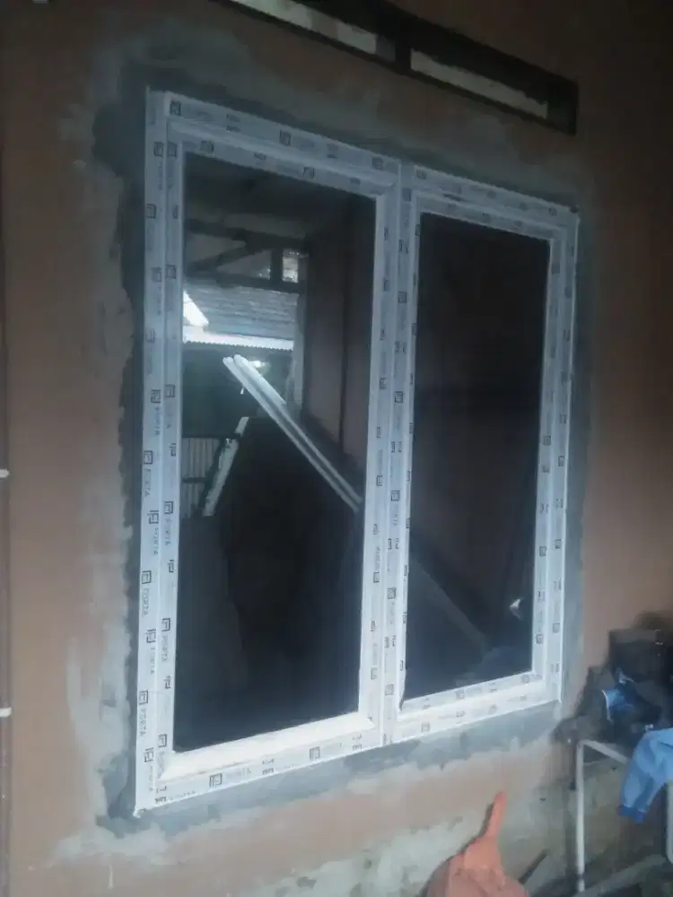 Jendela aluminium dan pintu