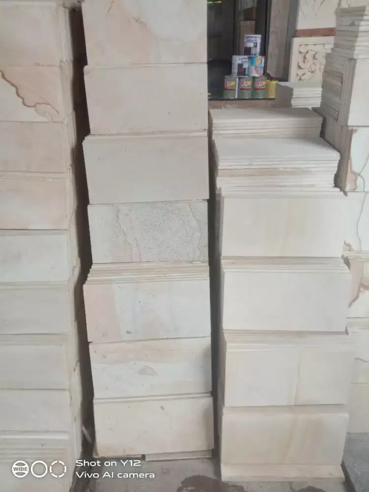 Tukang bangunan dan perbaikan atap bocor