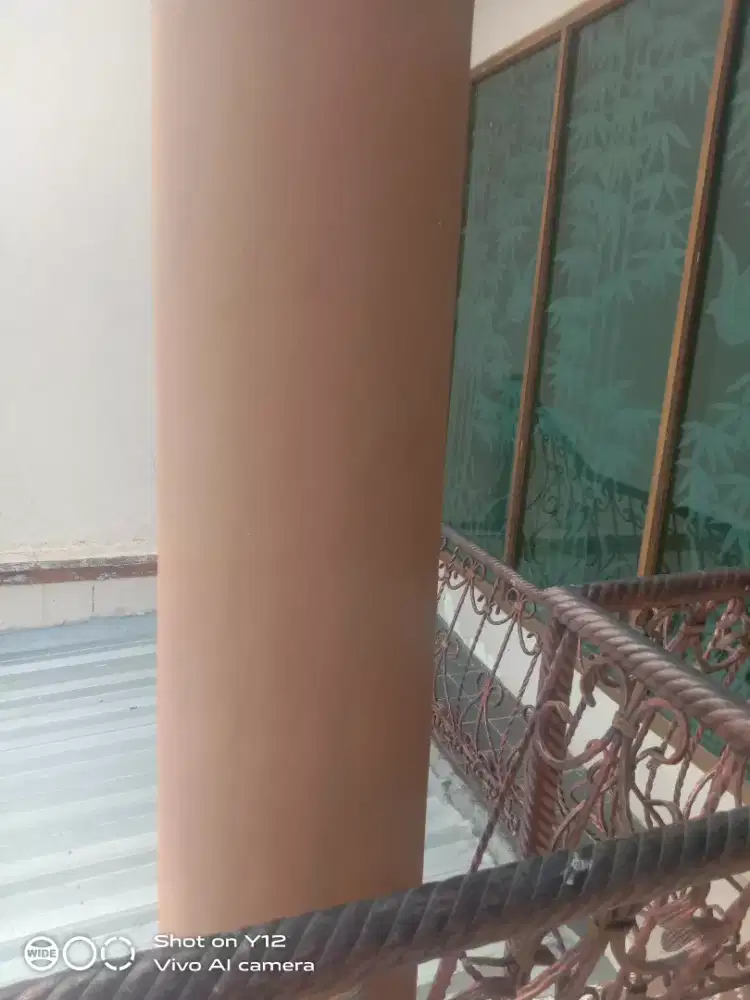 Tukang bangunan dan perbaikan atap bocor