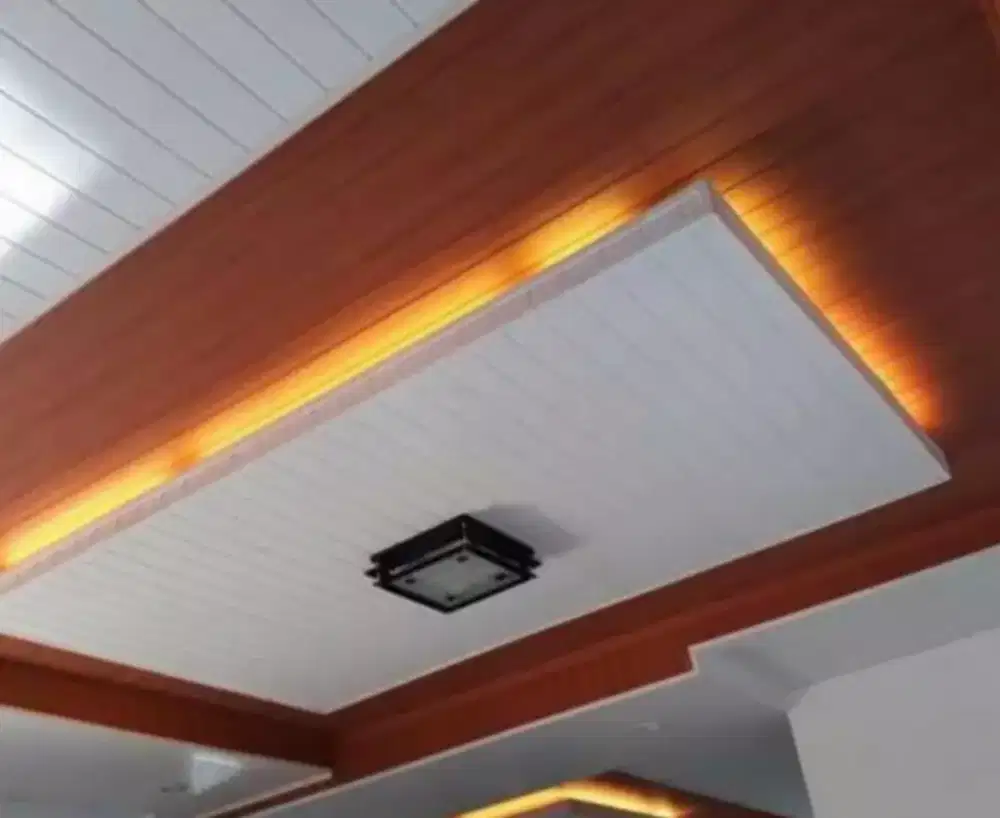 Tukang bangunan dan perbaikan atap bocor