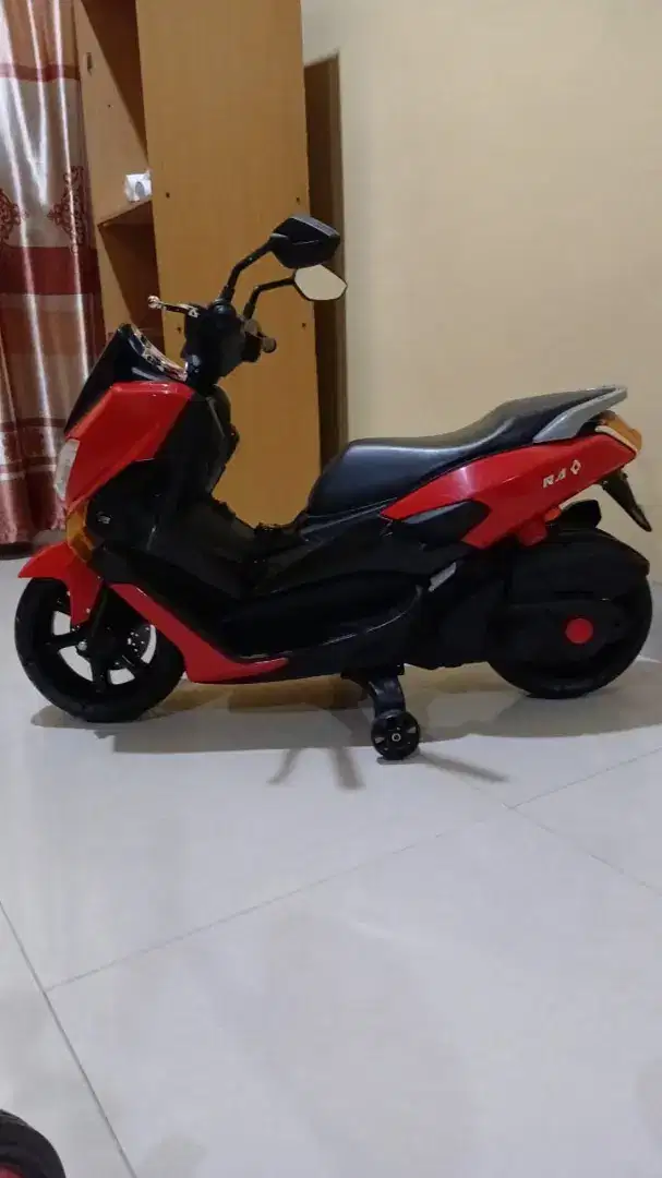 Sepeda motor anak