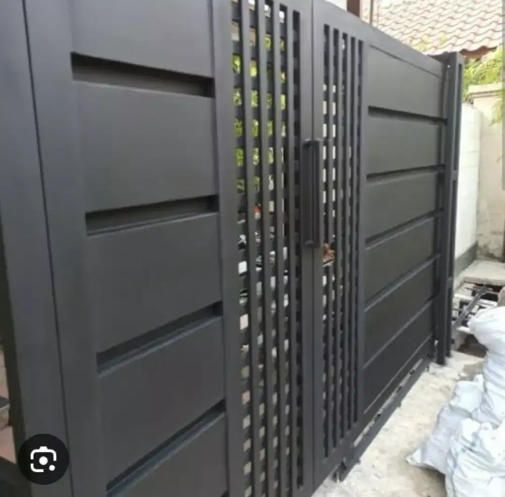 Pintu pagar besi ,balkon RELING tralis