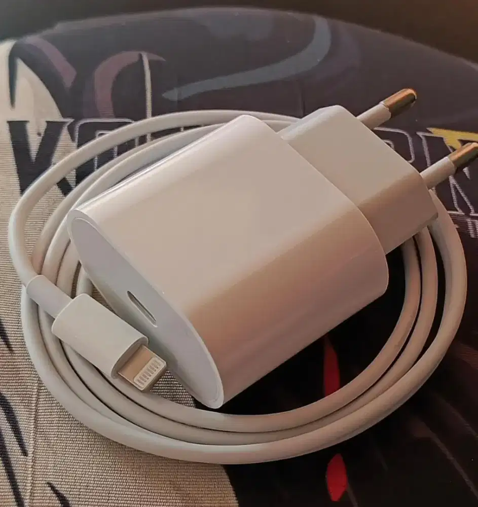 charger iPhone original bekas fast charging siap pakai