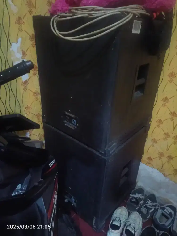 Jual  2 box + speaker 15 inch siap pakai