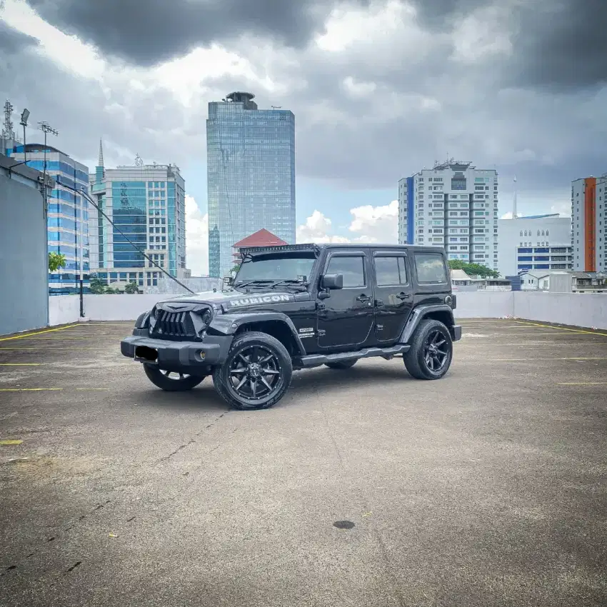 Jeep Wrangler Sport Renegade 2015 / Low Kilometer / Full Spec