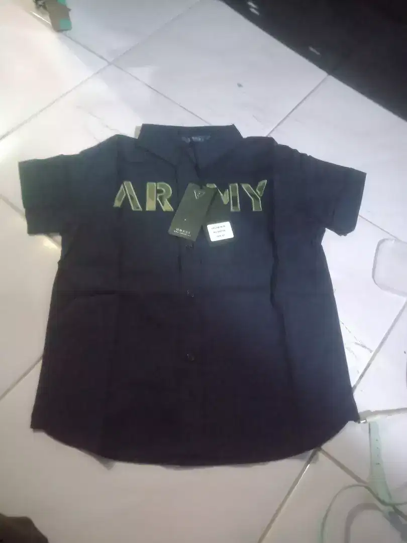 Guess Kemeja anak Cowok ORI size 4