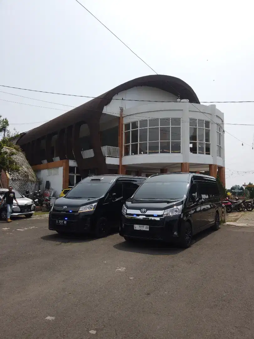 Sewa mobil hiace,elf,innova,medium bus,big bus