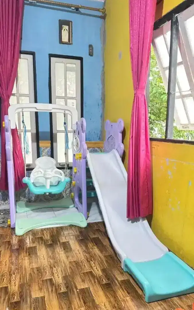 Dijual perosotan anak