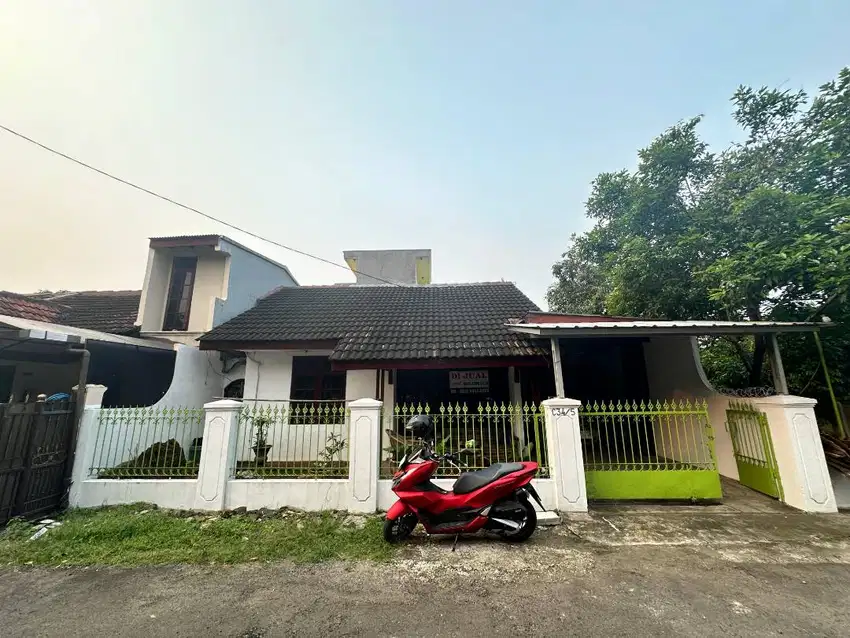 Rumah Second Nempel RSU Tangsel Tanah 137 meter