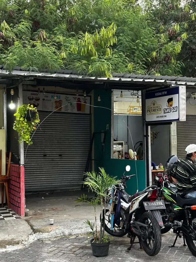 Di sewakan kios hoki di kemayoran