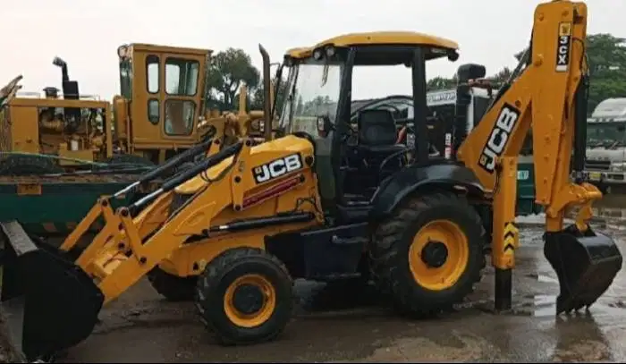 Dijual Backhoe Loader JCB 3CX Tahun 2012