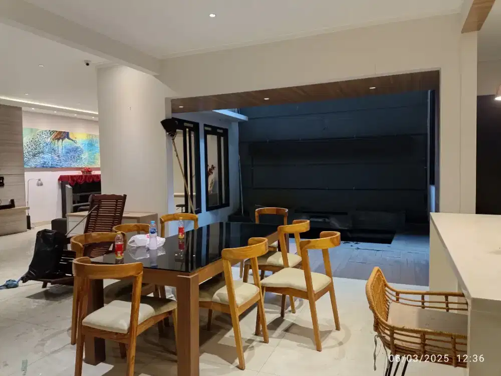 Di Sewa Rumah Lux Siap Huni Full Furnished Di Batununggal