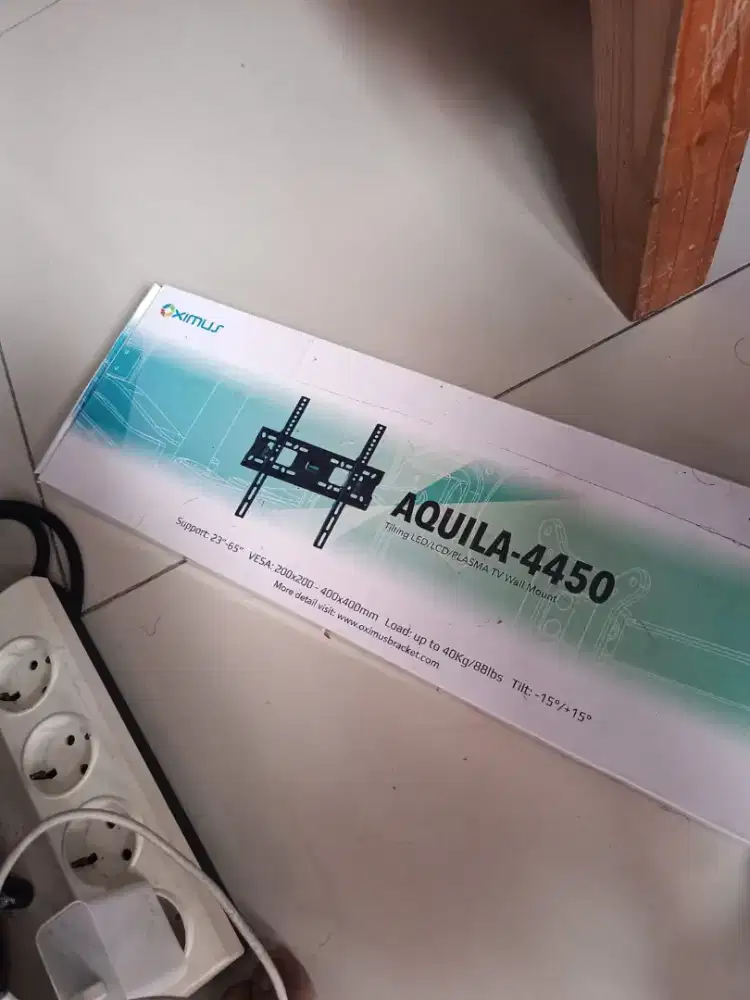 Breket tv LED 55-60+install