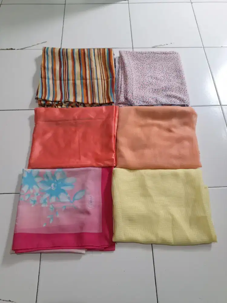 20pcs Hijab / jilbab Segiempat mix bunga, payet,polos, paris