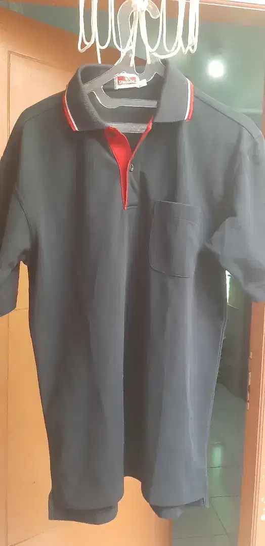 kaos polo spalding size M