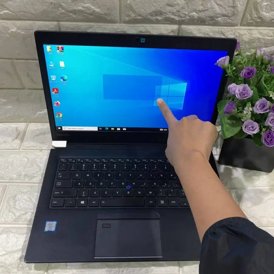 Laptop Toshiba Portege X30E Core i7 Gen 8 Ram 8/256Gb Mulus W-RTV