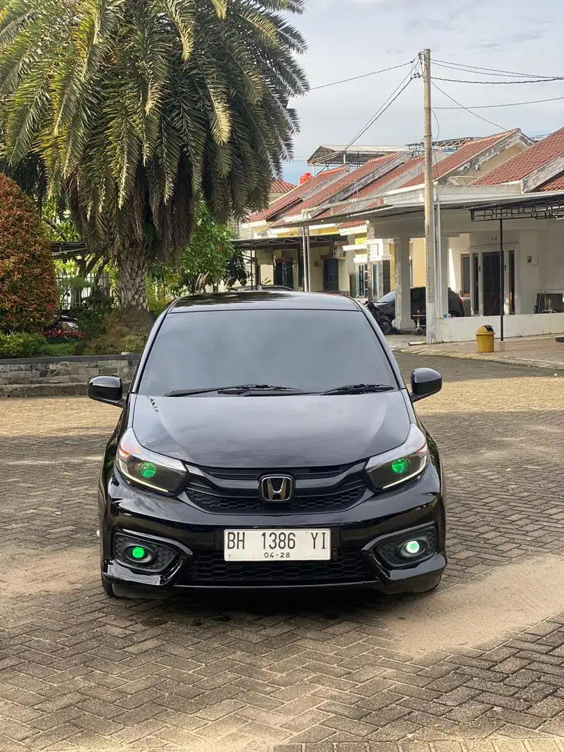 Dijual Honda BRIO E CVT