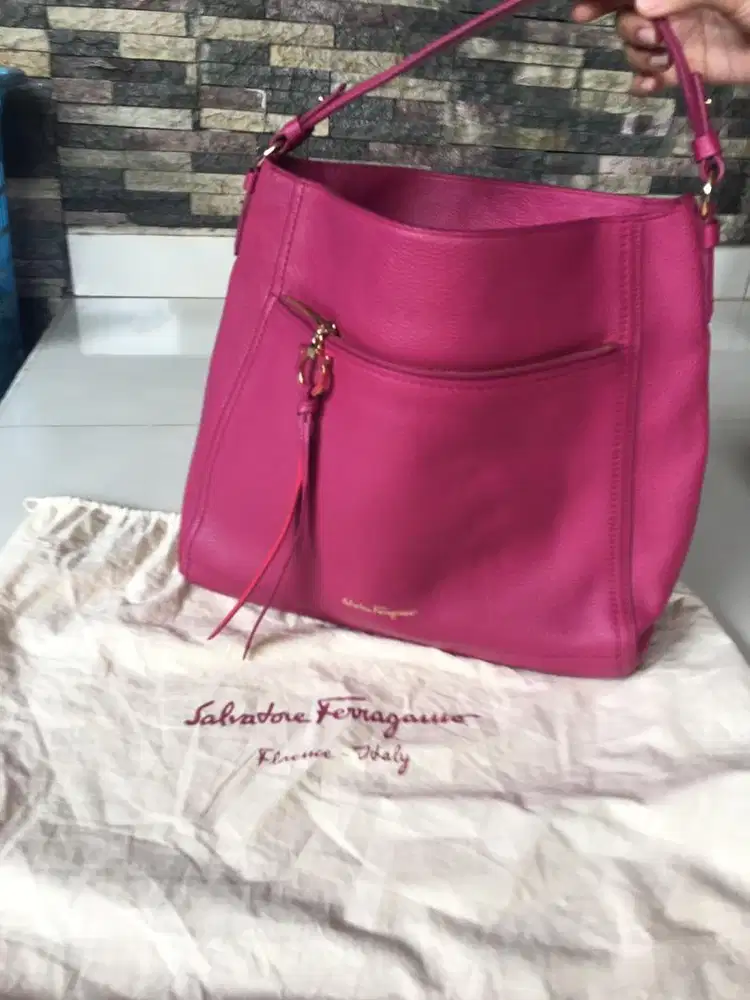 Bag wanita Salvatore Ferragamo