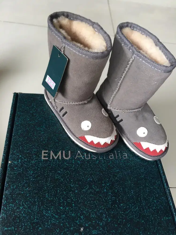 EMU Boots AUSTRALIA ORI