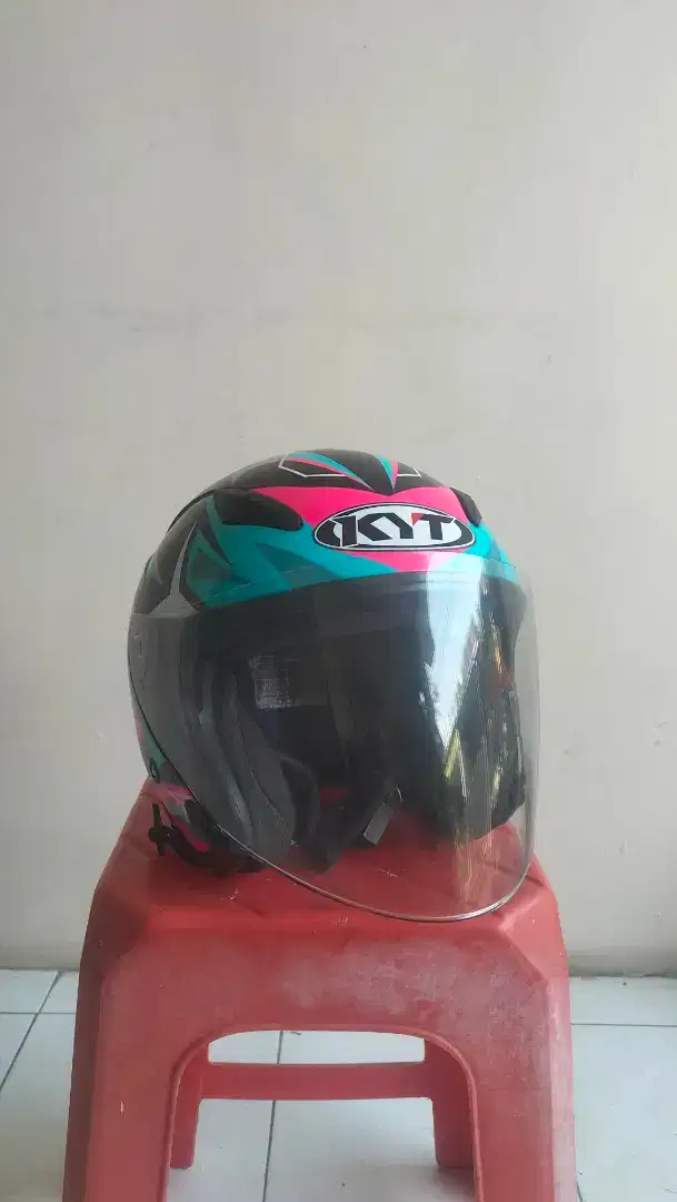 Helm KYT Original Bekas