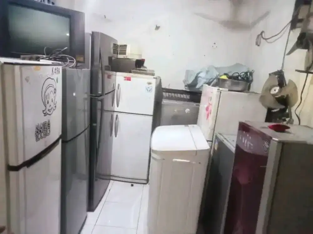 Di cari/di beli barang bekas