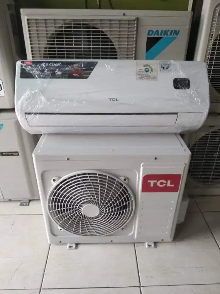 AC TCL 1/2 PK (TAC-05Csa) Standart R 32 + pemasangan Promo..