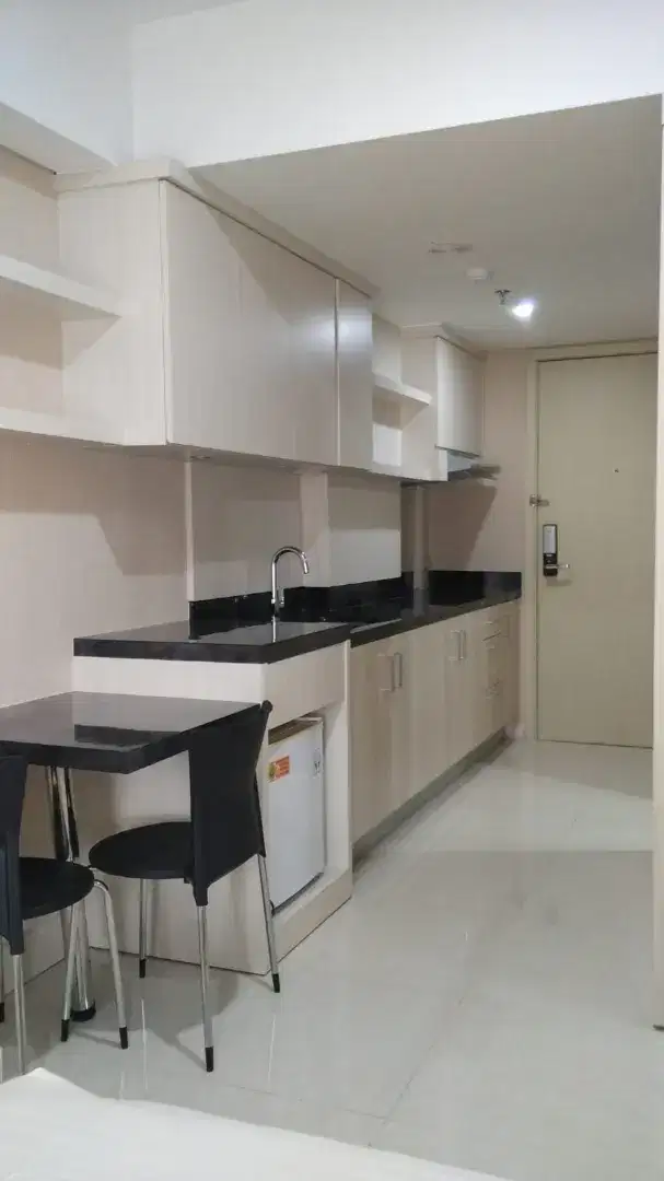 Palingmurah di jual apartemen louiskienne full furniture