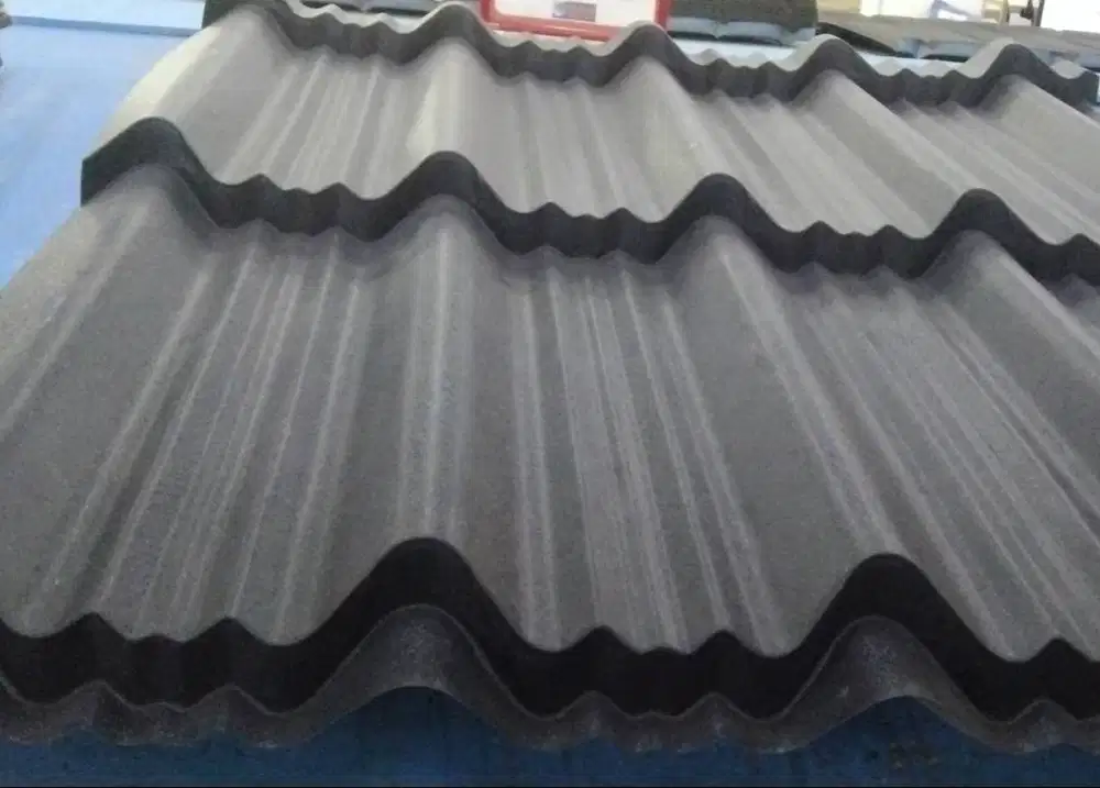 Atap rumah merk sakura black doff