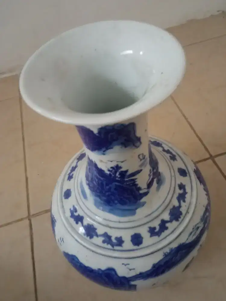 Kendi keramik China, usia lebih dr 50thn