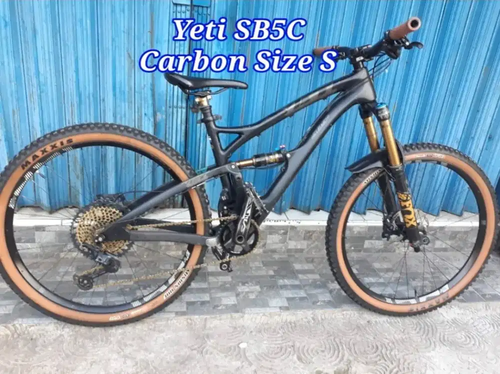 Yeti SB5C Carbon Size S
