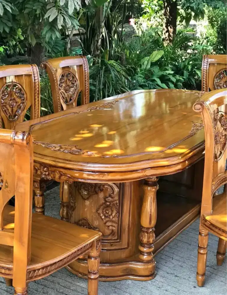 Meja makan Salina full kayu jati