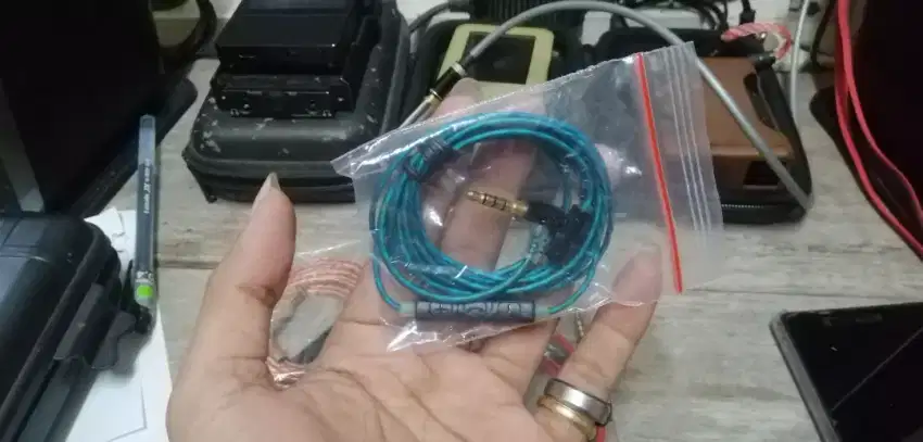 KABEL PENGGANTI EARPHONE HEADSET HEADPHONE DLL