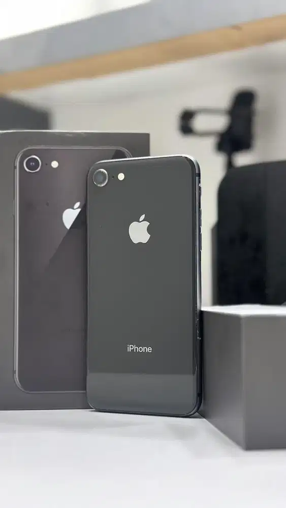 IPhone 8  64 GB PERMANEN