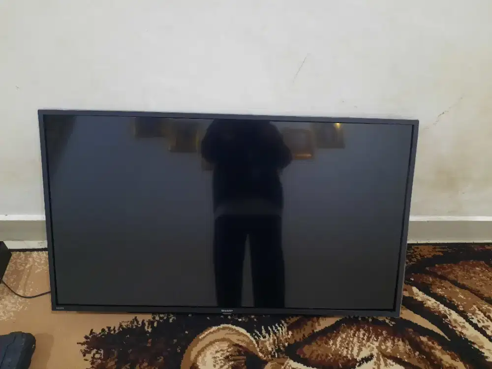LED TV MEREK SHARP AQUOS  Model 2T-C42BD1I