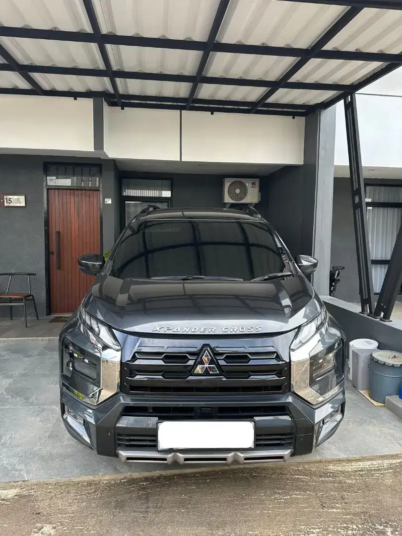 XPANDER CROSS PLUS MATIC 2024