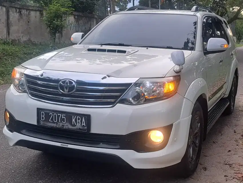 Toyota Fortuner VNT G TRD S Turbo 2012 M/T