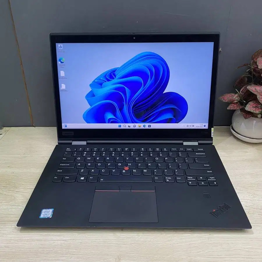 LAPTOP LENOVO THINKPAD X1 YOGA I5 G8, RAM 16 SSD 256 D-ET