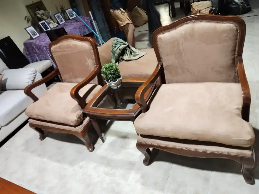 Service sofa dan costume sofa