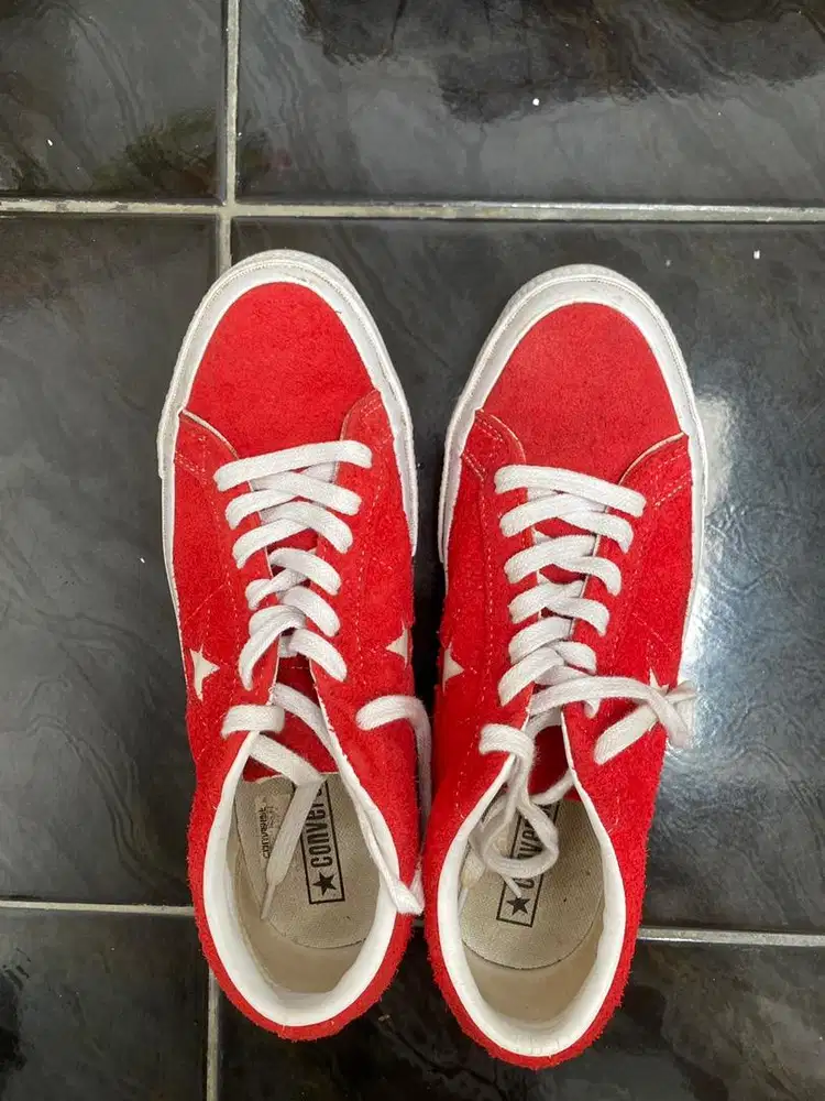 Sepatu converese one star pro