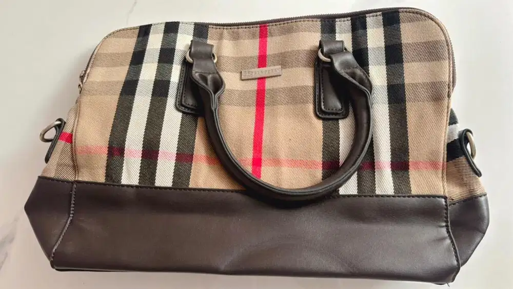 Tas Wanita Burberry