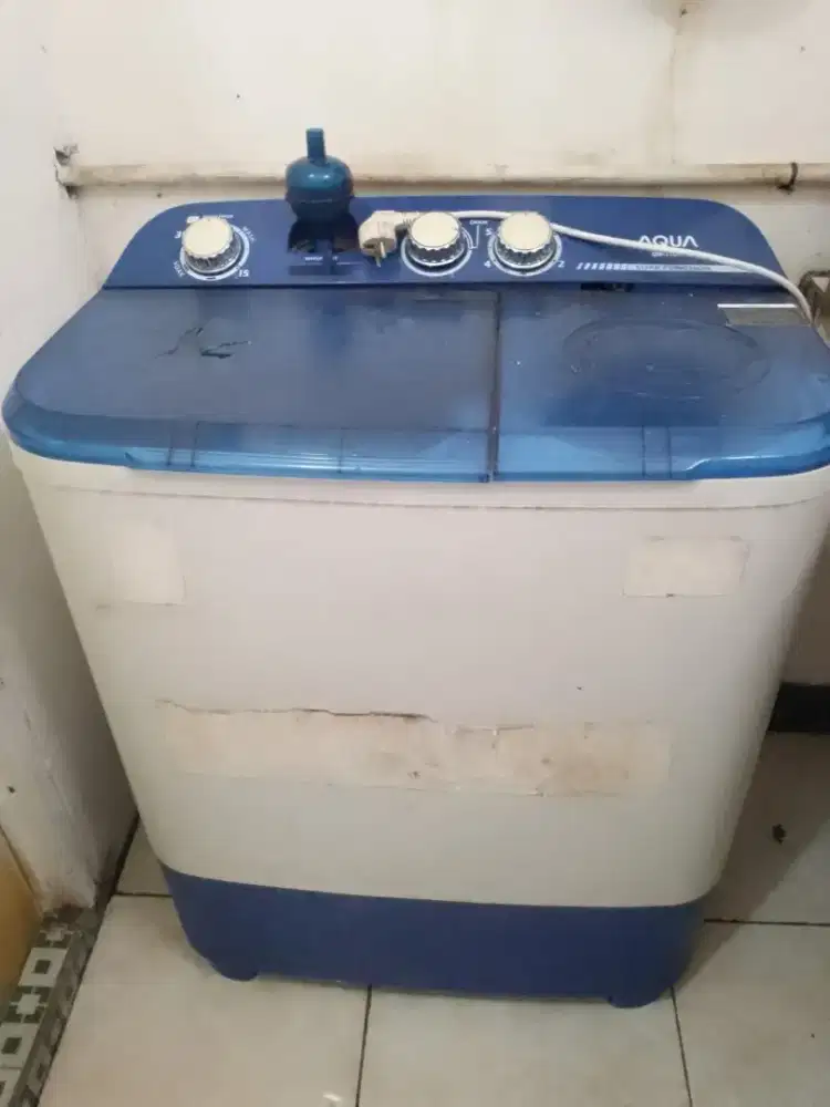 Di Jual Mesin Cuci Aqua QW 770 XT SECOND