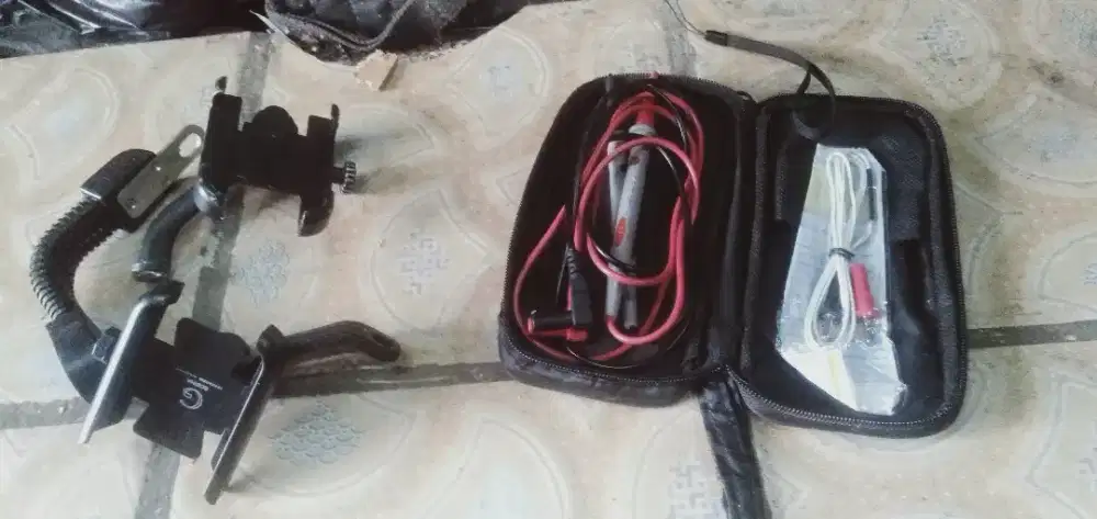 Slhkn plh slh 1 paket dr stand hp atau kabel tester kond spt br murah2