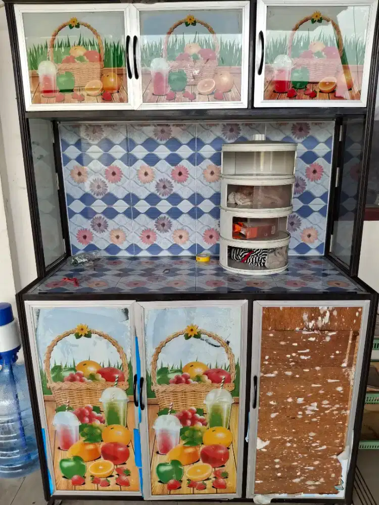 Lemari second rak piring