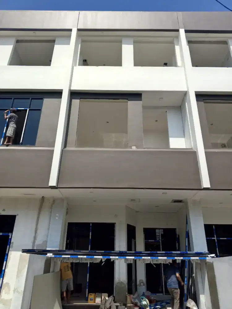 Dijual Rumah Baru Modern siap huni 3 Lt di Kran 5 Kemayoran Jakpus
