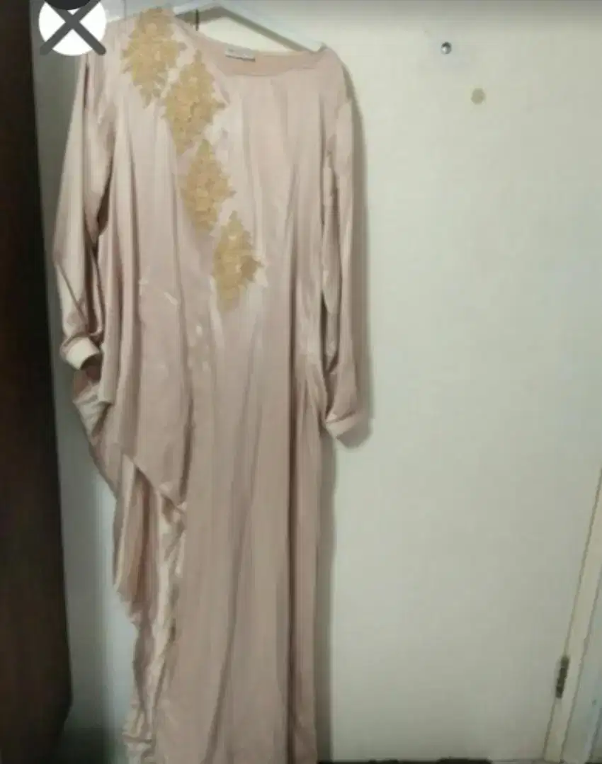 Dijual Dress Gold Mewah