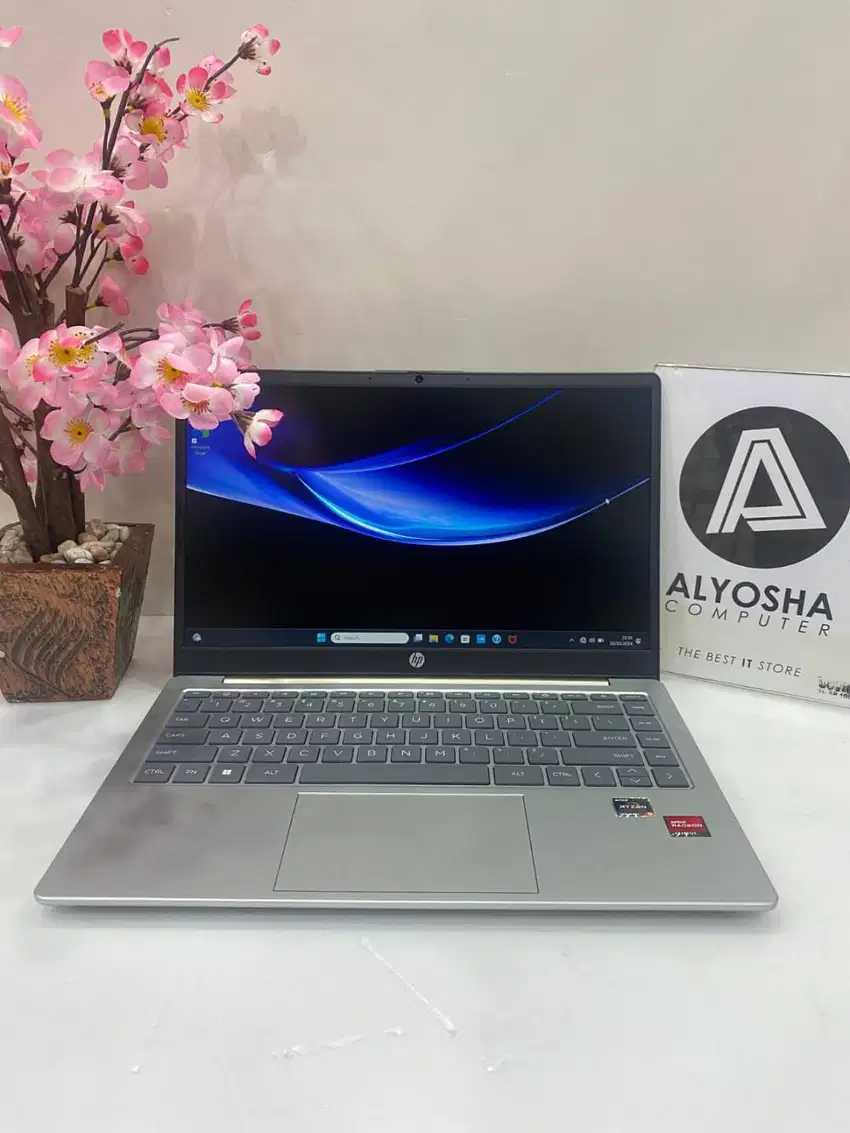 Laptop HP 14 em0018AU em0019AU AMD Ryzen 5 7530U 8GB 512GB SSD
