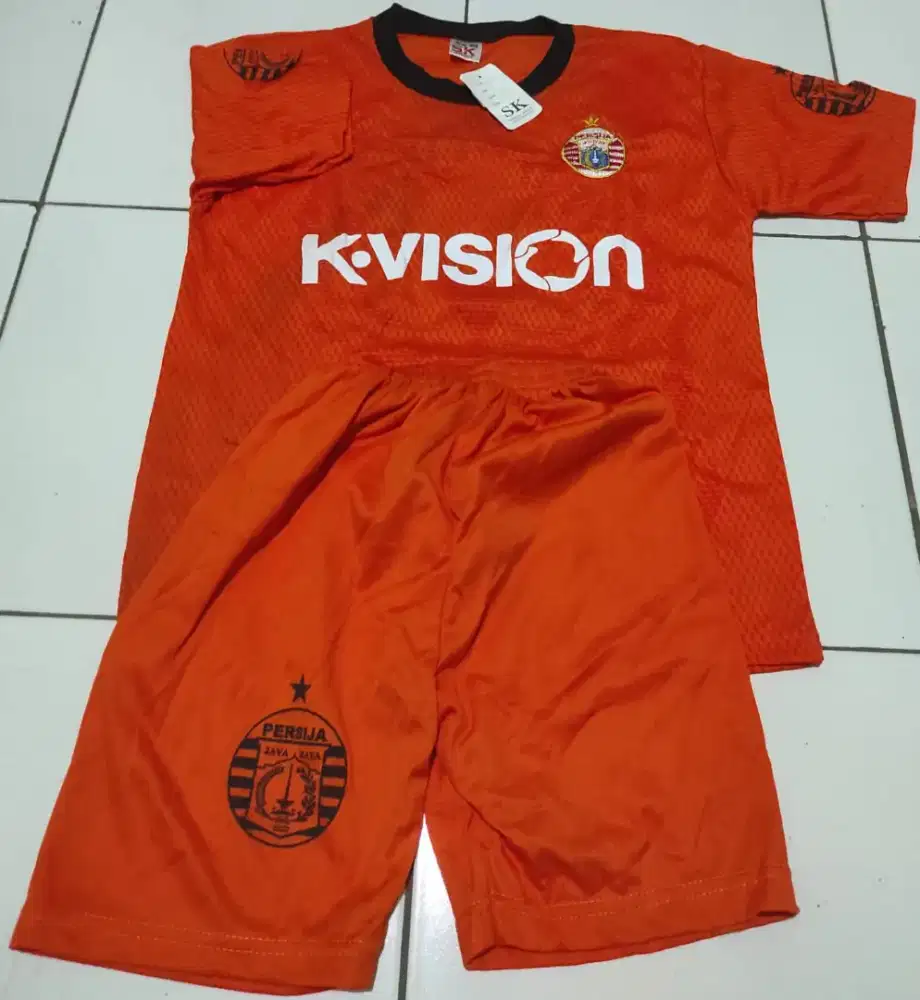 Setelan Bola anak 3th