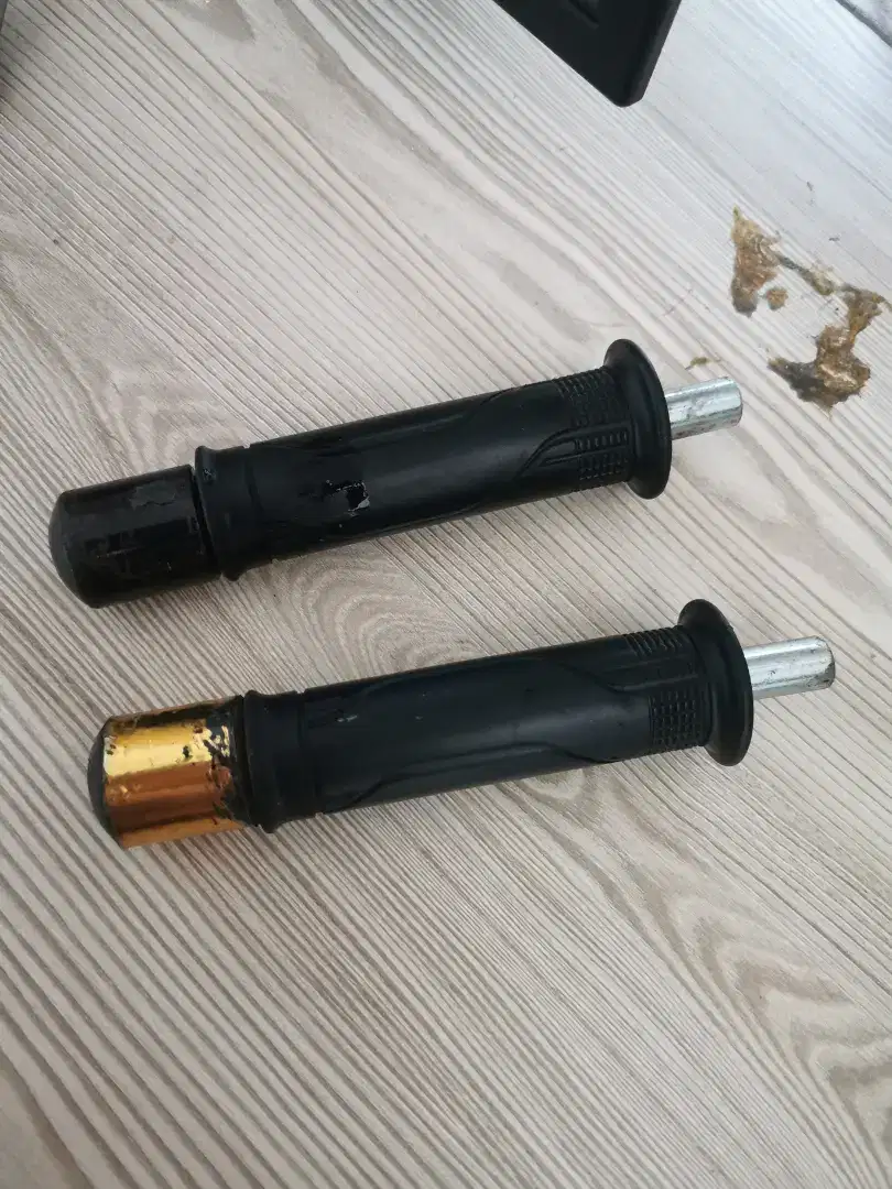 Handgrip karet cbr lokal k45 dan besi nya