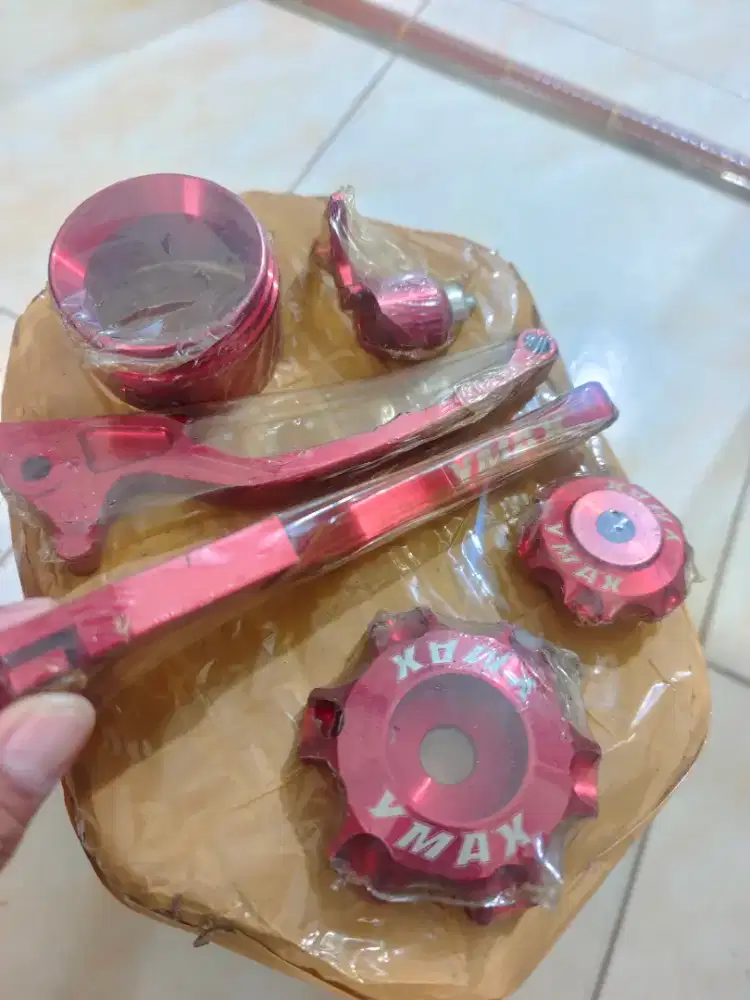 Acesoris original yamaha mio ymax sepaket warna merah