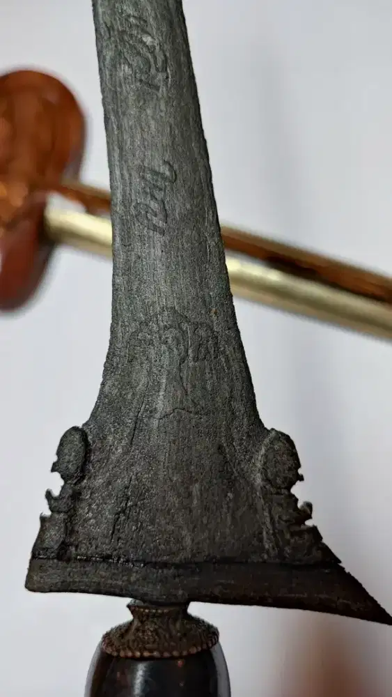 Keris antik langka unik kuno rare wingit pusaka pandito semedi kembar